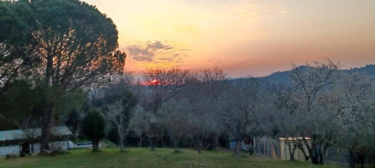 Il Casale Di Sandra К'юзі Екстер'єр фото